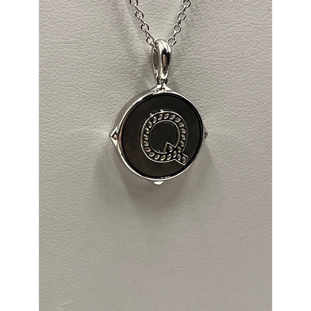 Kendra Scott Rhodium Black Mother of Pearl Letter Q Disc Reversible Pendant - Picture 3 of 12